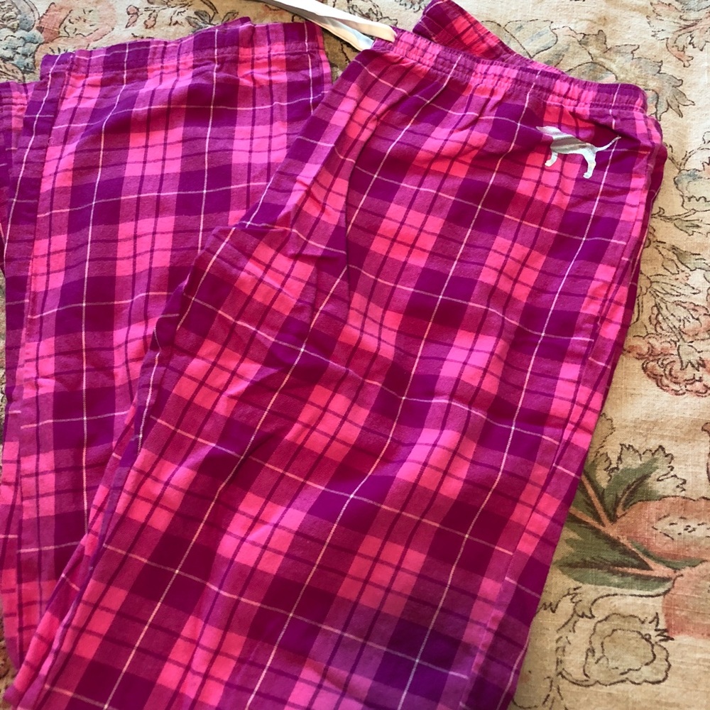 Victoria’s Secret flannel pajama bottoms